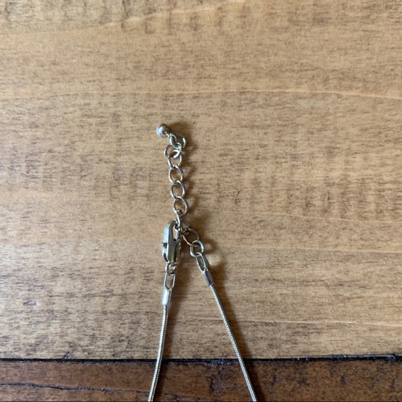 KITSCH crystal necklace (NWOT) - Picture 3 of 5